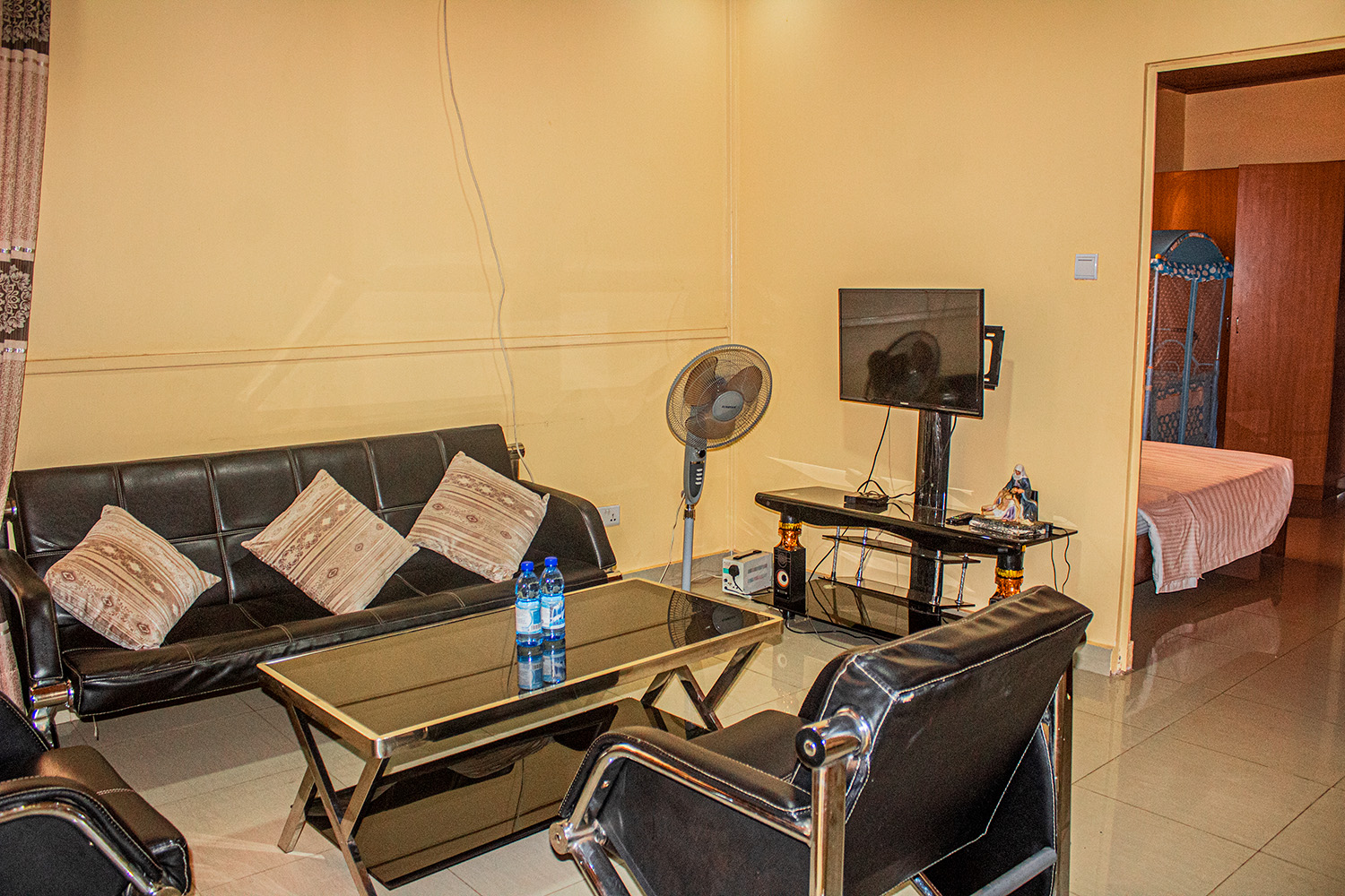 Room Image 2