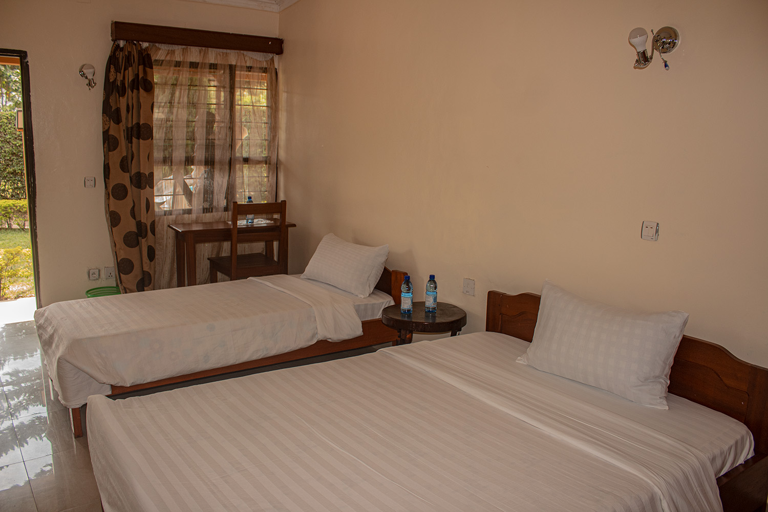 Room Image 4