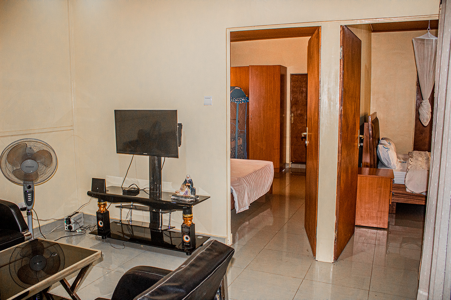 Room Image 5