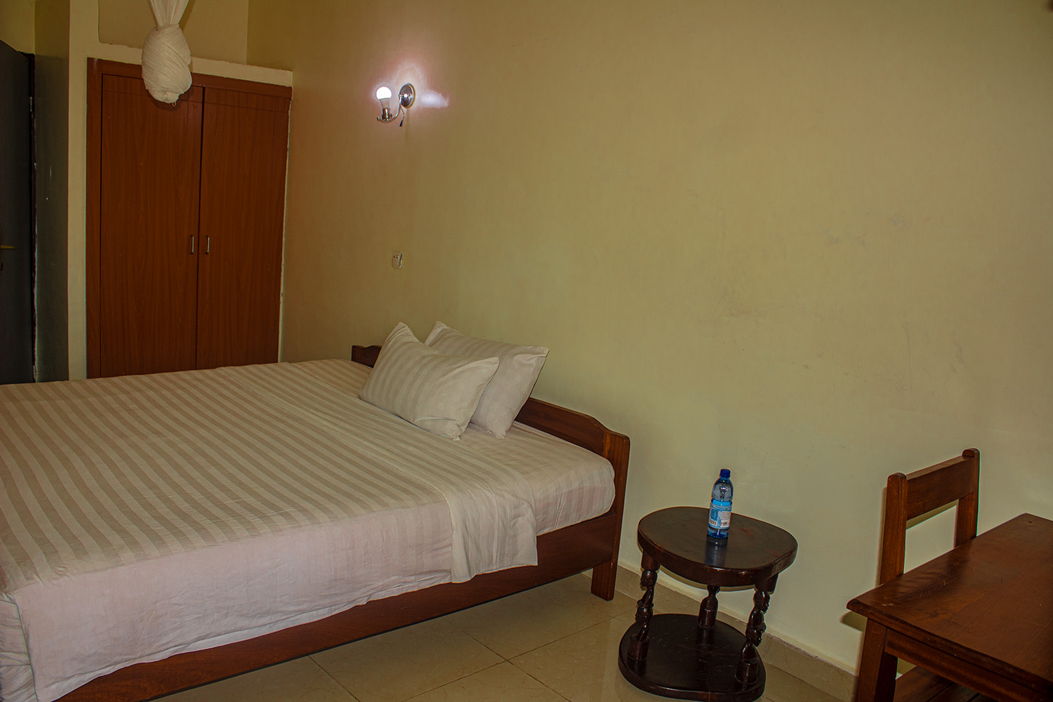 Room Image 4